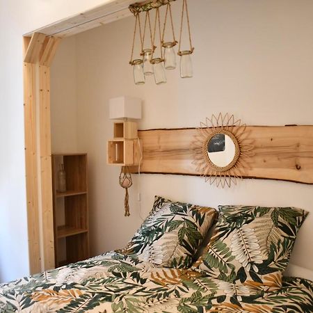 Le Cabanon H24,Atypique,Cosy,Port,Plage,Wifi,Netflix La Seyne-sur-Mer Luaran gambar