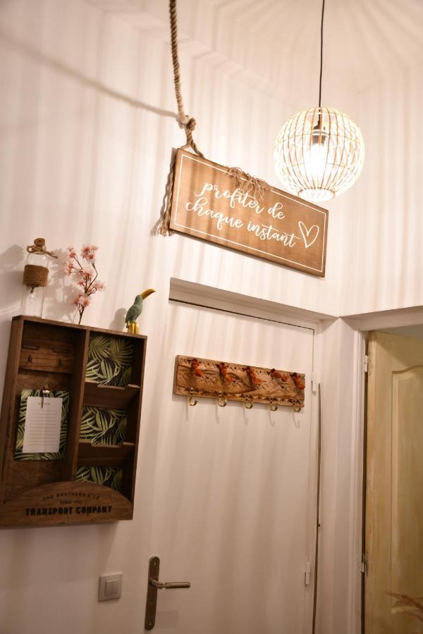 Le Cabanon H24,Atypique,Cosy,Port,Plage,Wifi,Netflix La Seyne-sur-Mer Luaran gambar